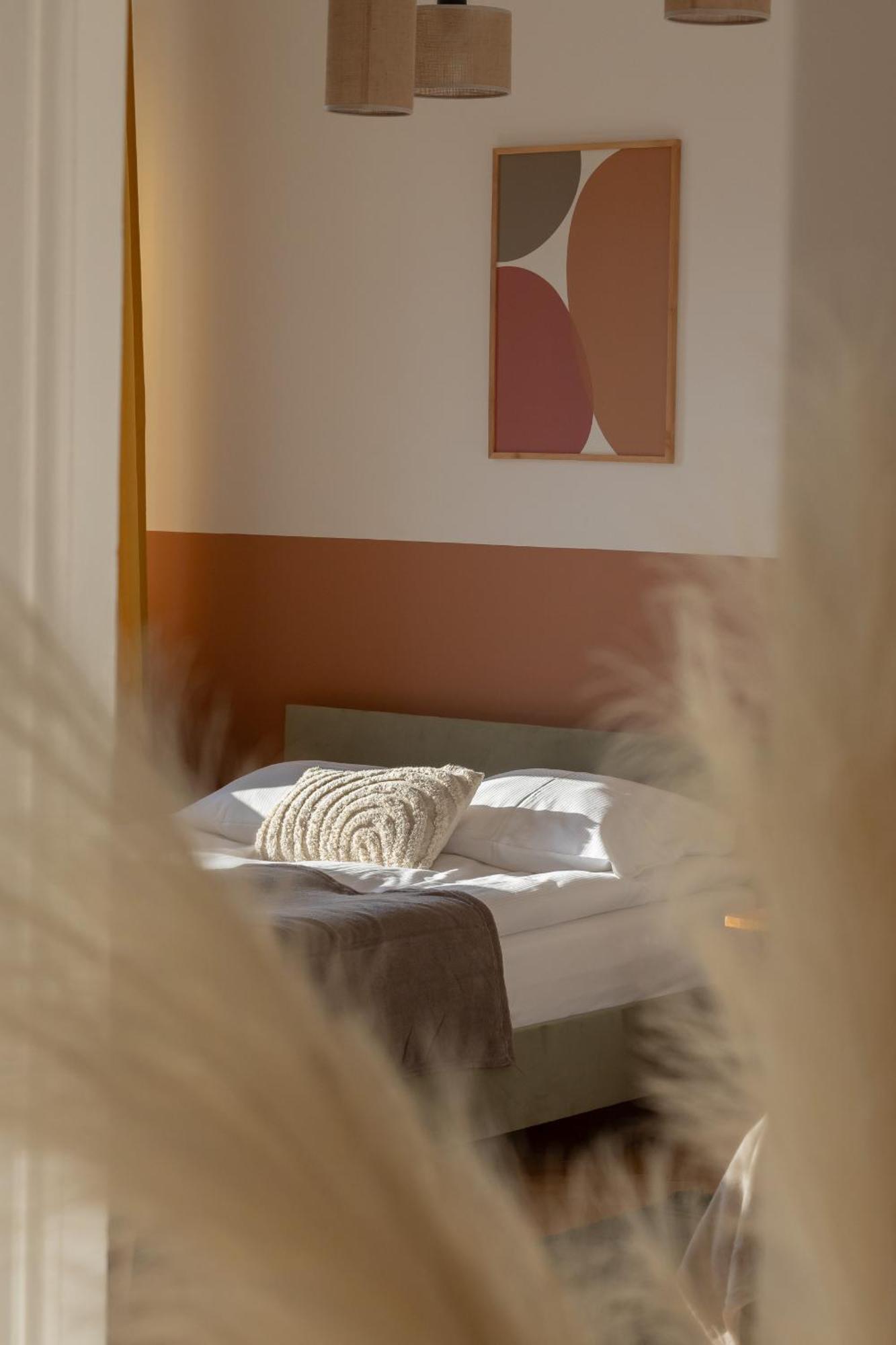 Apartment For 6 People Near Royal Baths Park By Renters Prestige Varşova Dış mekan fotoğraf